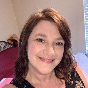 Meet your Posher, Cindi